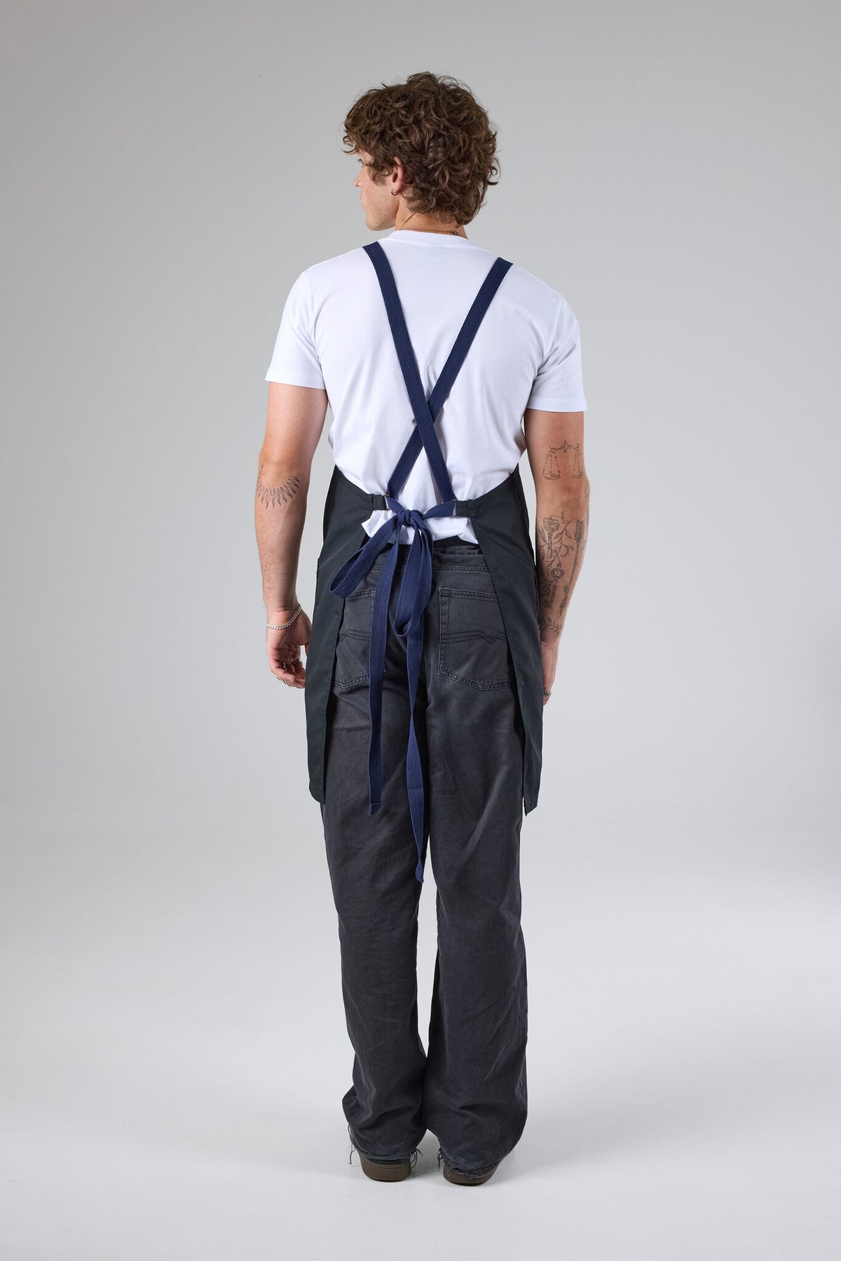 Lockharte Cross Back Apron Bundle - BLK apron with DNA straps - view 26
