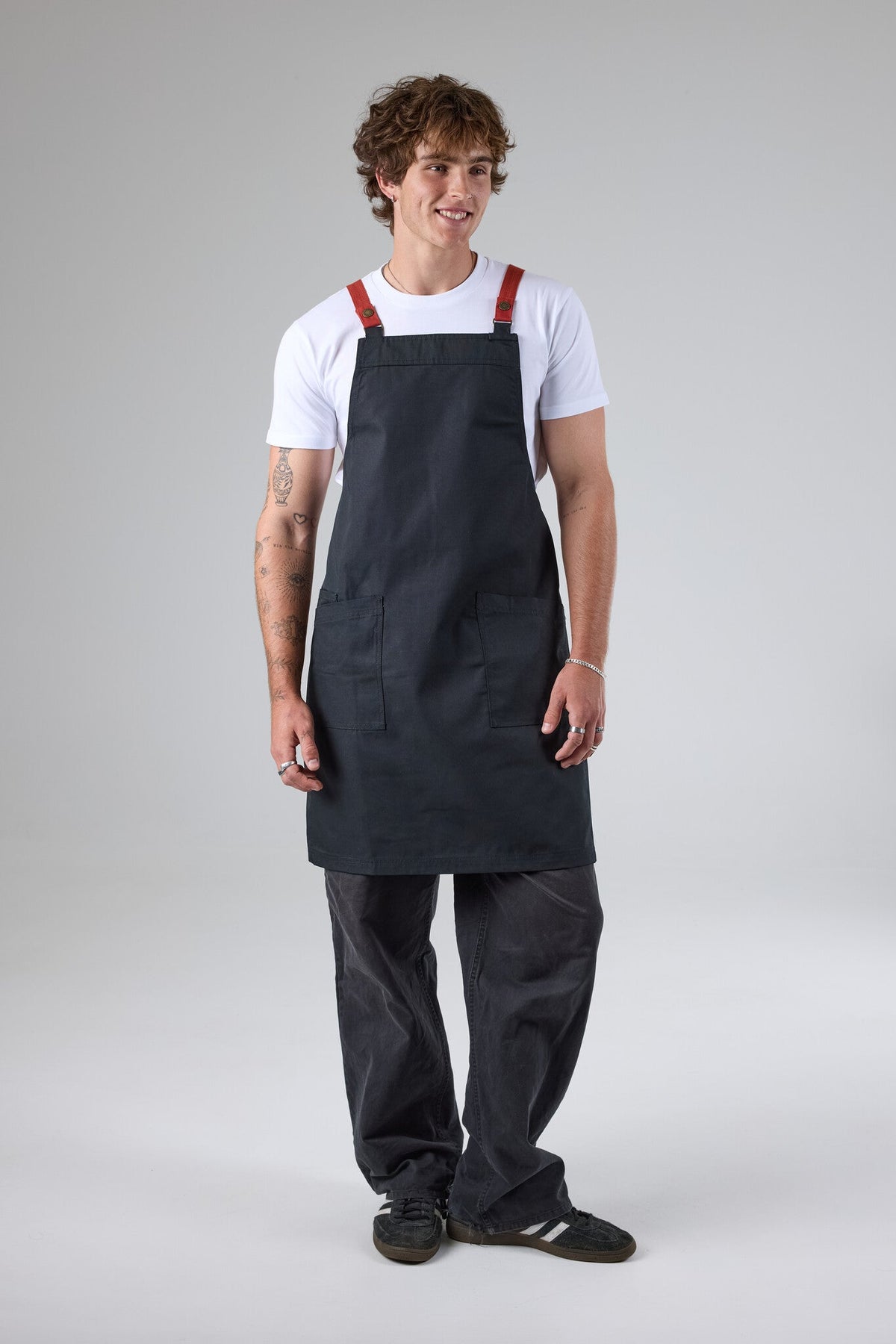 Lockharte Cross Back Apron Bundle - BLK apron with RUS straps - view 32
