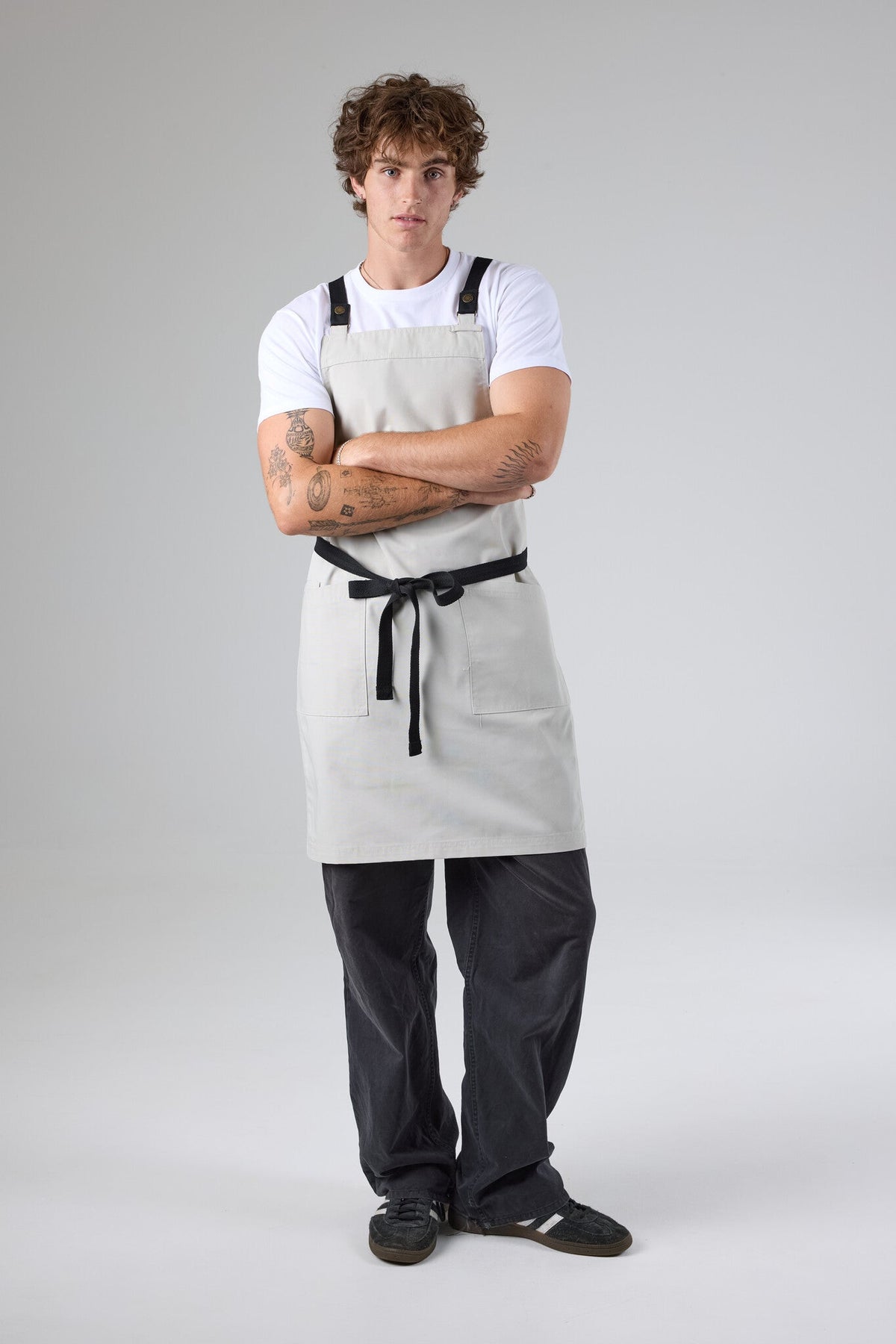 Lockharte Cross Back Apron Bundle - ECR apron with BLK straps - view 34