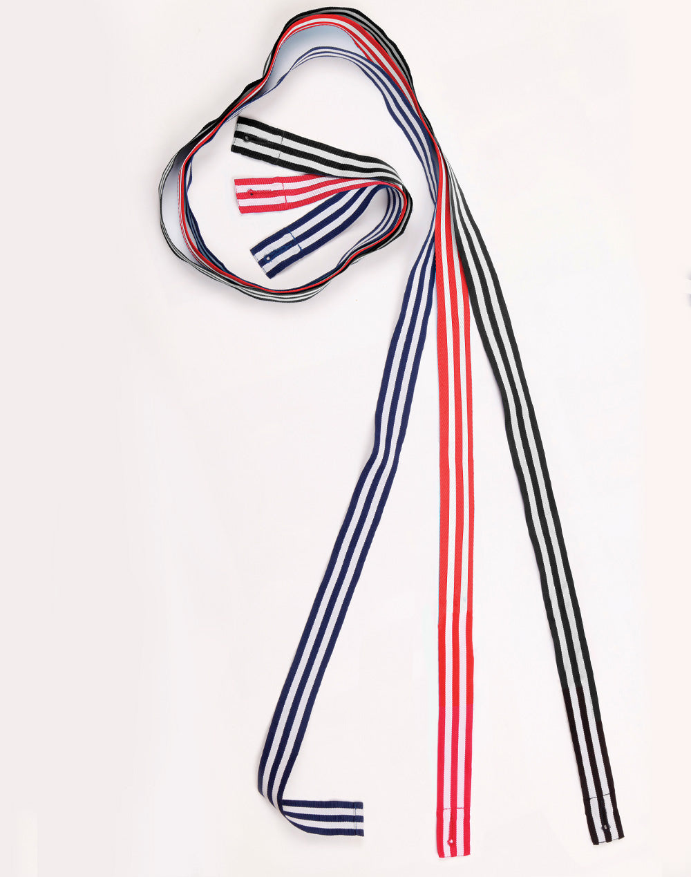 Changeable two-tone apron straps in three colours